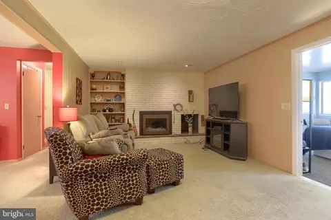 930 Beech Ave, Hershey, PA 17033 photo 17