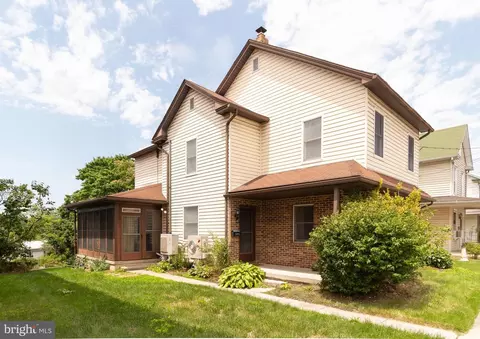 1245 Main St, Harrisburg, PA 17113