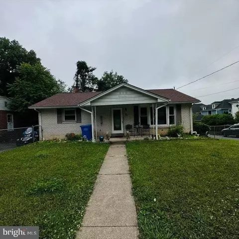 5 Reading St, Steelton, PA 17113
