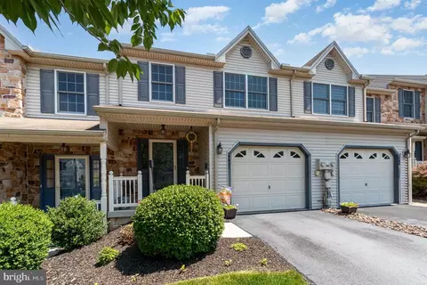 464 Sunday Dr, Harrisburg, PA 17111
