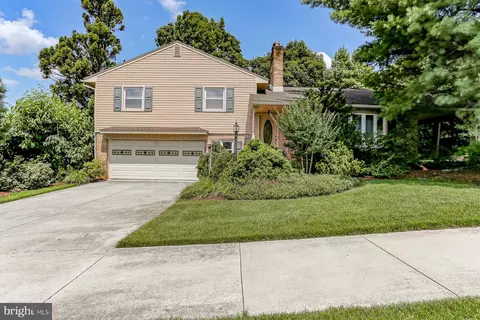 512 Alden St, Harrisburg, PA 17109