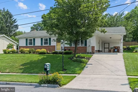117 Curvin Dr, Harrisburg, PA 17112