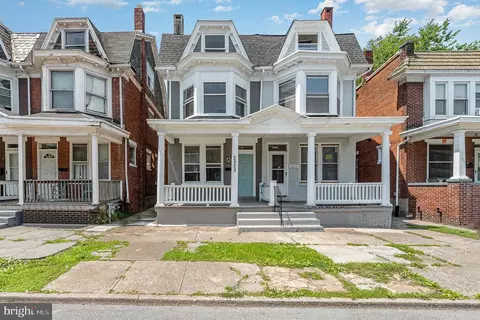 2622 Lexington St, Harrisburg, PA 17110