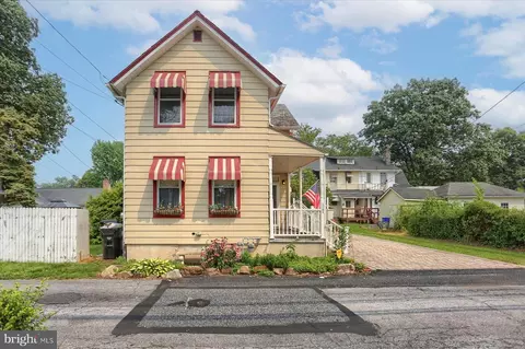 3105 N River St, Harrisburg, PA 17110