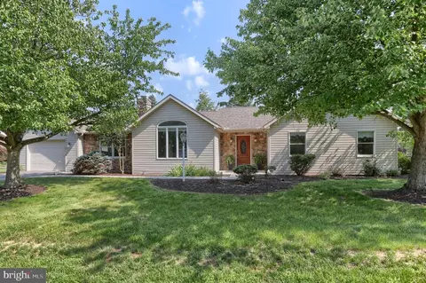 4114 Judith Dr, Harrisburg, PA 17112