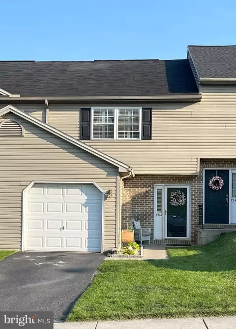 7243 Capital Dr, Harrisburg, PA 17111