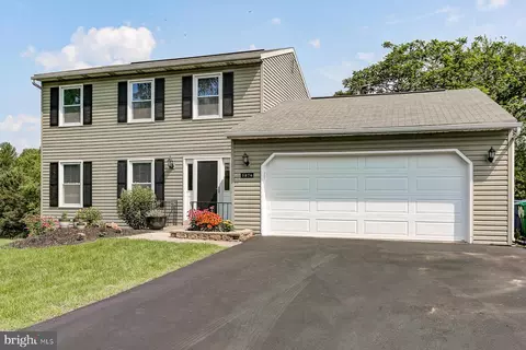5876 Laurel St, Harrisburg, PA 17112