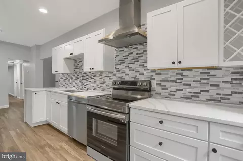 106 N Lloyds Ln, Tower City, PA 17980