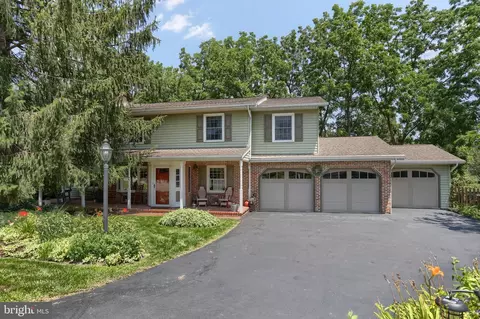 161 Evergreen Ln, Palmyra, PA 17078