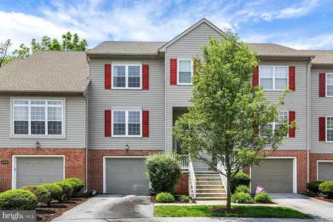 2261 Ionoff Rd, Harrisburg, PA 17110