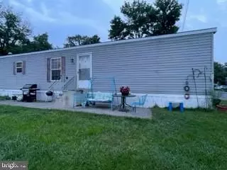 411 Caravan Ct, Middletown, PA 17057