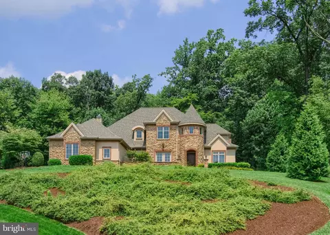2423 Kensington Way, Harrisburg, PA 17112
