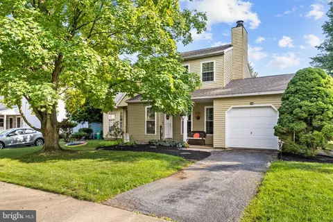 6493 Heatherfield Way, Harrisburg, PA 17112