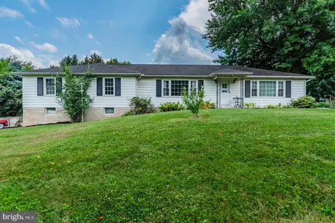 134 Raymond St, Middletown, PA 17057