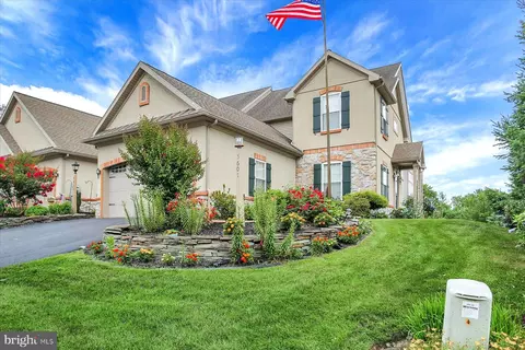 5601 Twilight Dr, Harrisburg, PA 17111