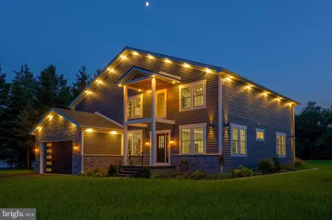 1 Fox Run Rd, Hummelstown, PA 17036