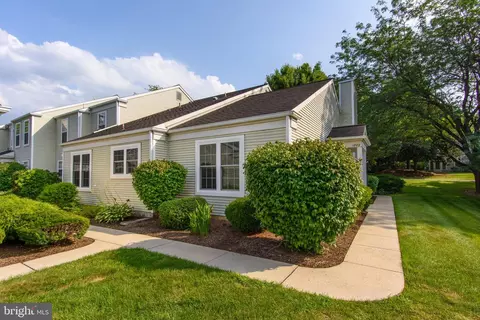 1882 Wexford Rd, Palmyra, PA 17078