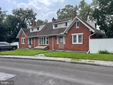 1514 Allison St, Harrisburg, PA 17104