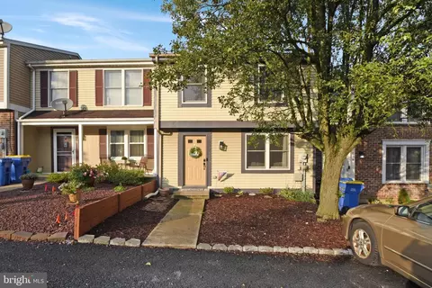 692 S 82nd St, Harrisburg, PA 17111