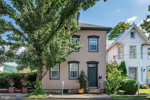 328 Union St, Millersburg, PA 17061