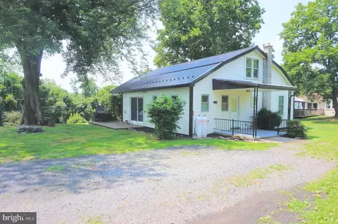 106 N A N Elmer Ave, Halifax, PA 17032