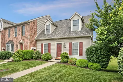 147 Hunters Ridge Dr, Harrisburg, PA 17110