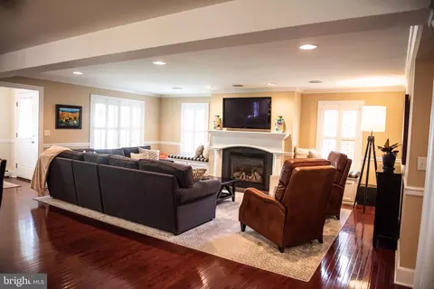 45 Maple Ave, Hershey, PA 17033 photo 12