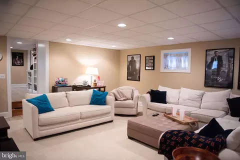45 Maple Ave, Hershey, PA 17033 photo 45