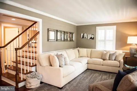 45 Maple Ave, Hershey, PA 17033 photo 5