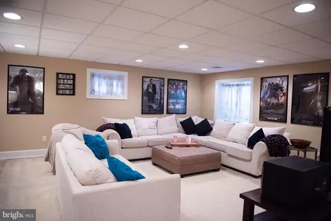 45 Maple Ave, Hershey, PA 17033 photo 44