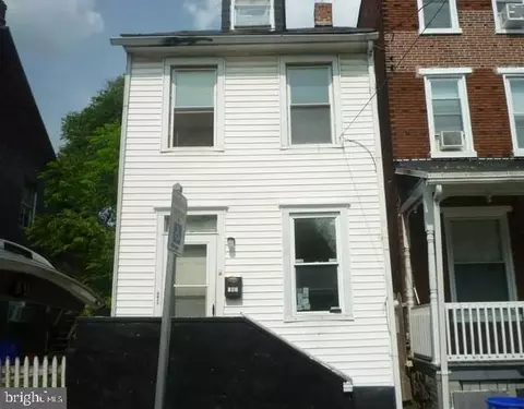 247 Crescent St, Harrisburg, PA 17104
