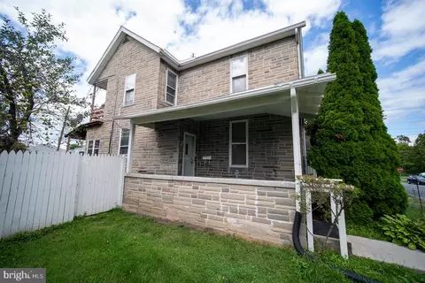 912 Melrose St, Harrisburg, PA 17104