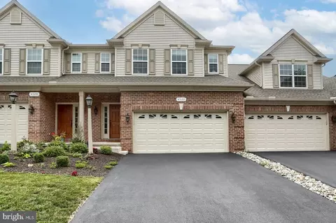 4522 Laurelwood Dr, Harrisburg, PA 17110