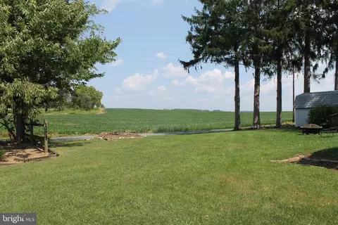 1303 E Derry Rd, Hershey, PA 17033 photo 18