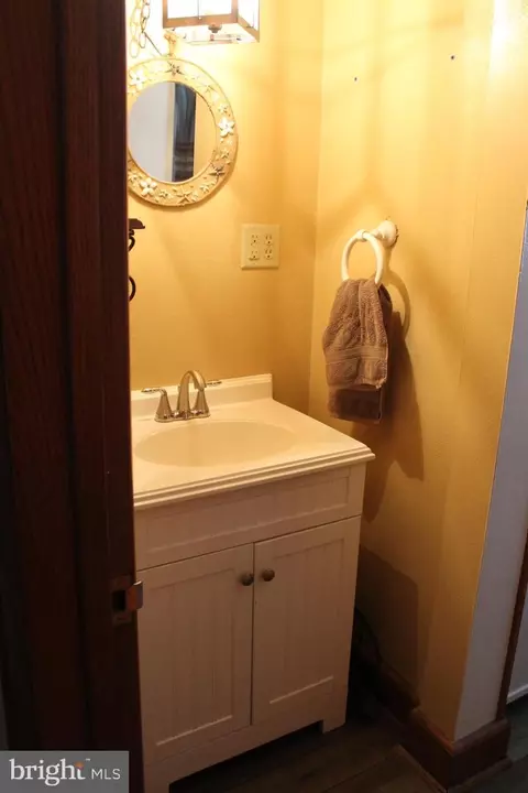1303 E Derry Rd, Hershey, PA 17033 photo 31