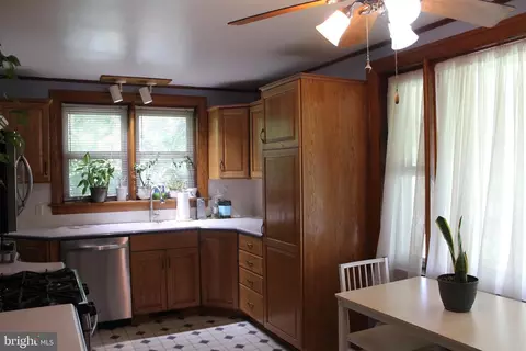 1303 E Derry Rd, Hershey, PA 17033 photo 11