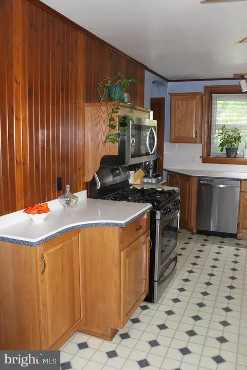 1303 E Derry Rd, Hershey, PA 17033 photo 8