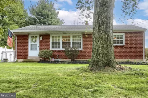 1411 Ford Ave, Harrisburg, PA 17109