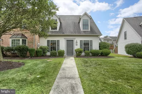 212 Saddle Ridge Dr, Harrisburg, PA 17110