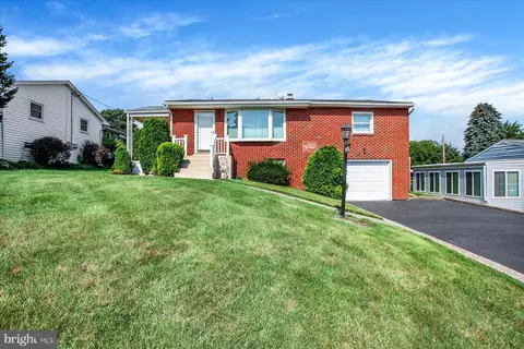 1394 Ford Ave, Harrisburg, PA 17109