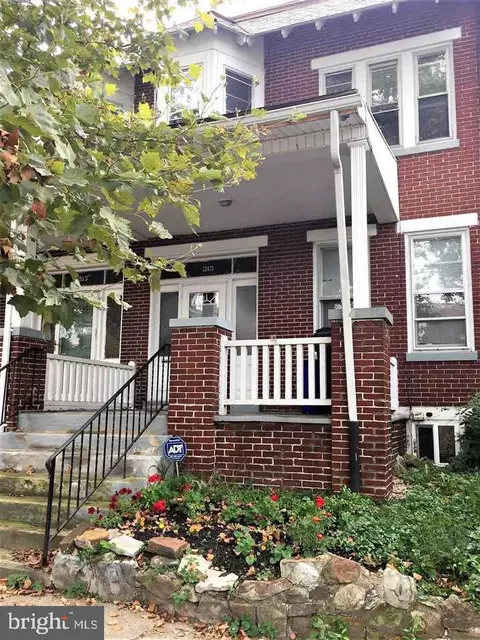 313 Emerald St, Harrisburg, PA 17110