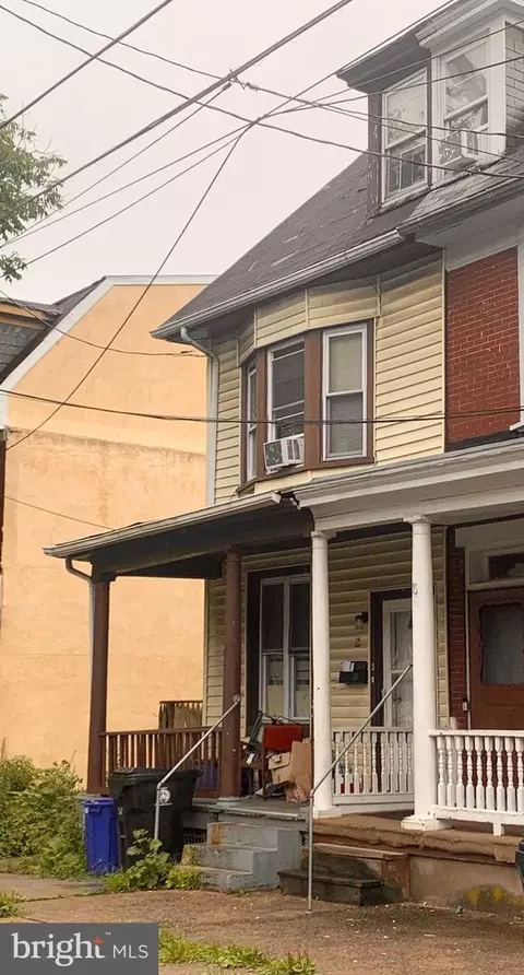 84 N 18th St, Harrisburg, PA 17103