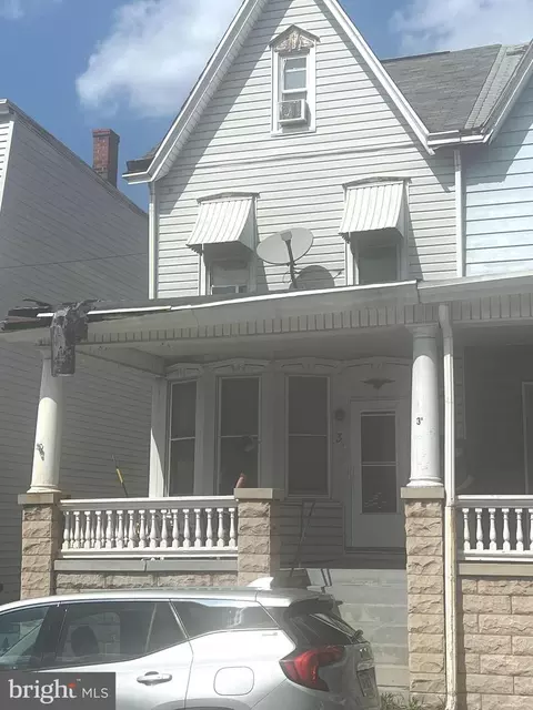 3 N 4th St, Steelton, PA 17113