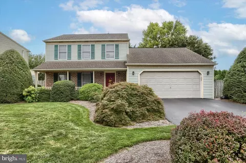 932 Parish Pl, Hummelstown, PA 17036