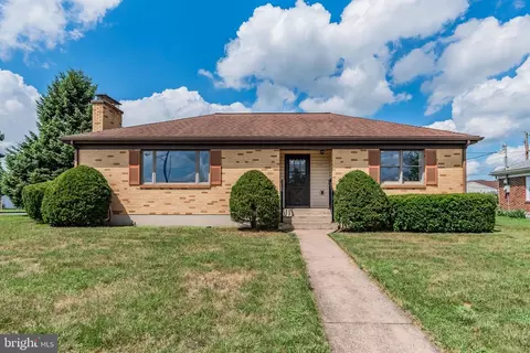 7200 Bucks St, Harrisburg, PA 17111