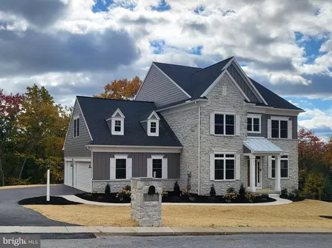 2449 Kensington Way, Harrisburg, PA 17112