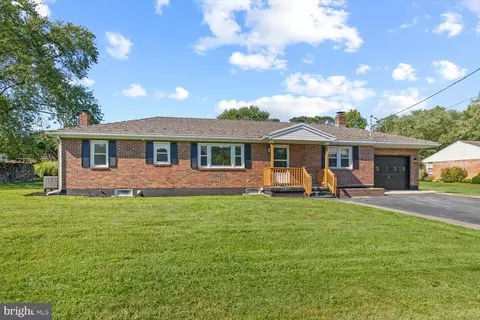400 Pleasant View Rd, Hummelstown, PA 17036