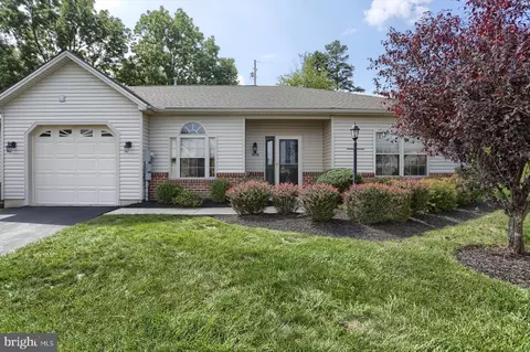 121 Leonard Ln, Harrisburg, PA 17111