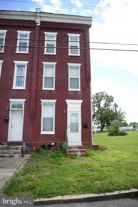 613 Peffer St, Harrisburg, PA 17103