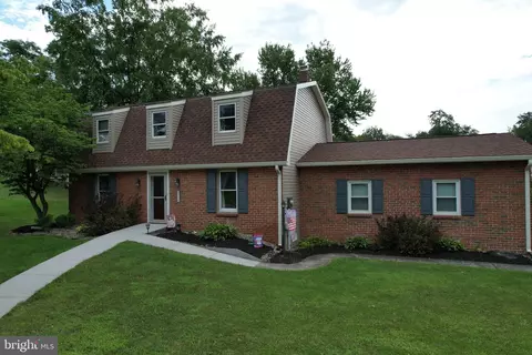 5711 Cloverdale Rd, Harrisburg, PA 17112